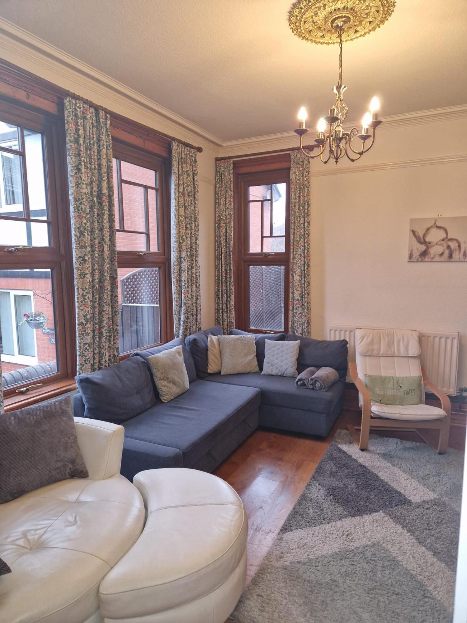 Hereford - Falcon House - Spacious 5 Bedroom House With Games Room - Sleeps 14 Guests - Great Property For Family & Friends Gathering Together - Hosted By Rentmyhouse Zewnętrze zdjęcie